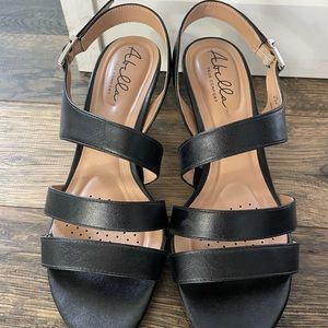 Abella True Comfort Sandals